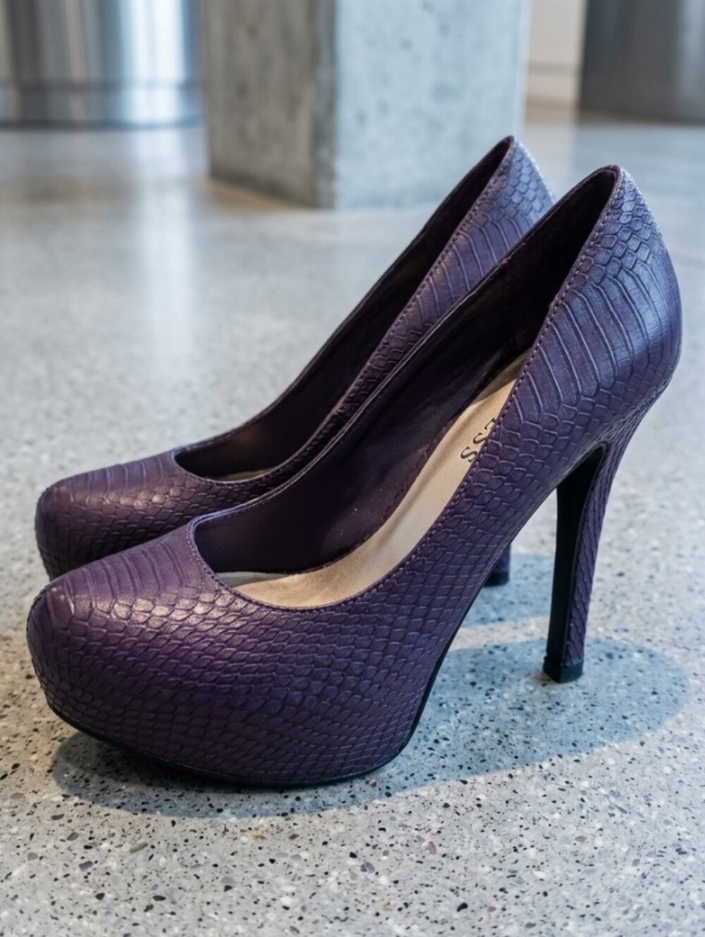 GUESS Purple Women's High Heels